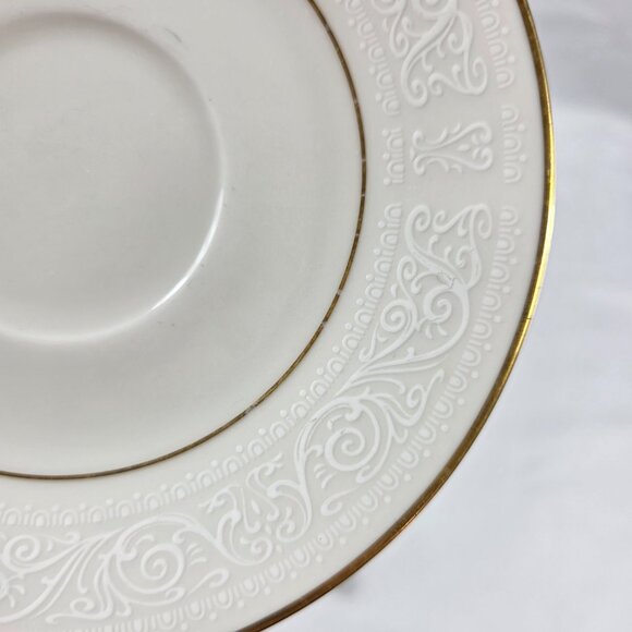 Noritake Tulane Cups & Saucers (2 Cups 4 Saucers) White Scrolls Gold Ring & Rim - Picture 15 of 15